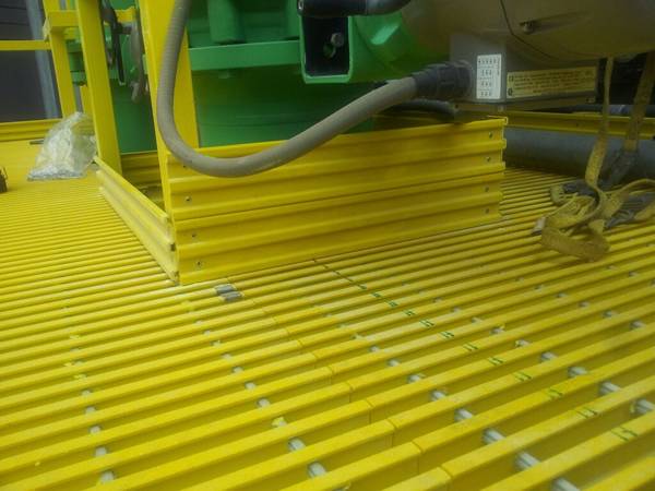 pultruded-frp-grating-transformer-grating